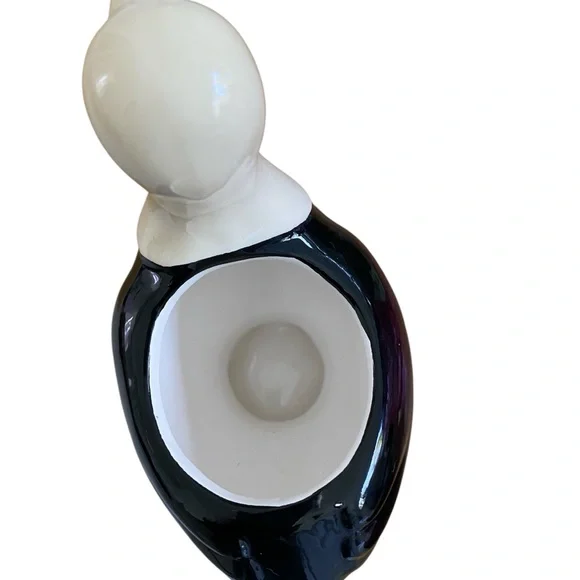 Ceramic Ostrich Planter in Cream and Black - Picture 6 of 8